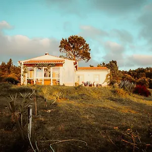  Alojamento de Turismo Rural Monte Da Urze -