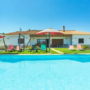  Quarto em Acomodações Particulares H - Montes De Praias